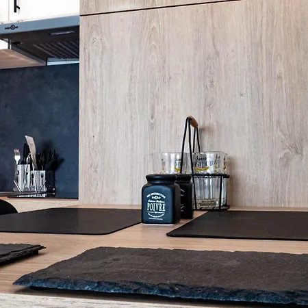 Le Petit - Superbe Studio Entierement Neuf * Пуатье