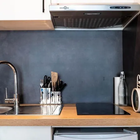 Le Petit - Superbe Studio Entierement Neuf Апартаменты *
